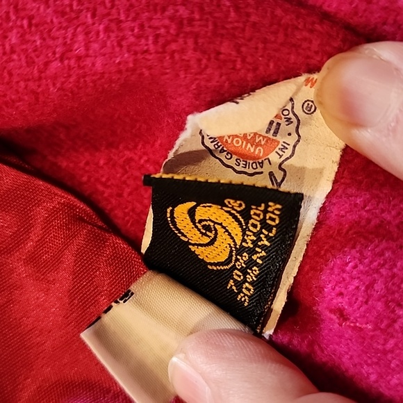 Rothschild Pink and Black Velvet Wool Coat, Size 6 - Picture 3 of 9